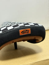 CULT X VANSシート SLIP-ON CHECKERBOARD / ブラック&ホワイト-ガムベース