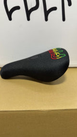 CULT PADDED ピボタルシート / RASTA